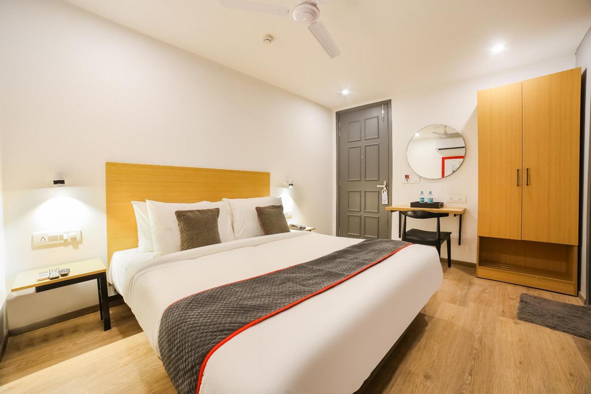 Super Townhouse Near Appu Ghar Hotel Gurgaon Exterior foto
