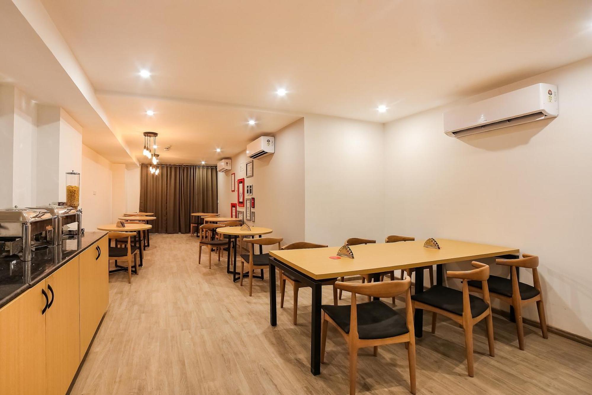 Super Townhouse Near Appu Ghar Hotel Gurgaon Exterior foto